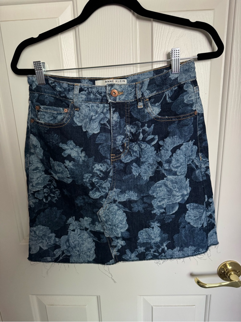 Anne Klein Blue Floral Denim Mini Skirt